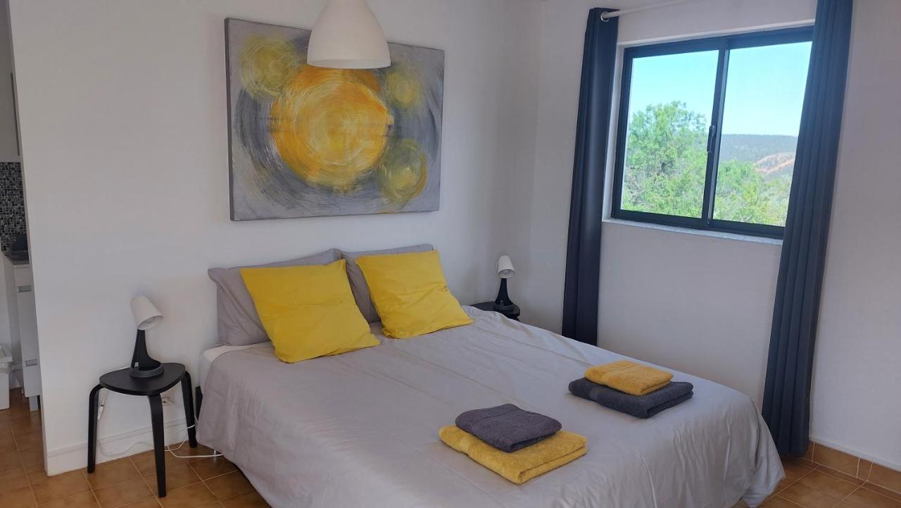 "Oliveiras" Appartement Typique Avec Terrasse Et Piscine Loule Exterior photo
